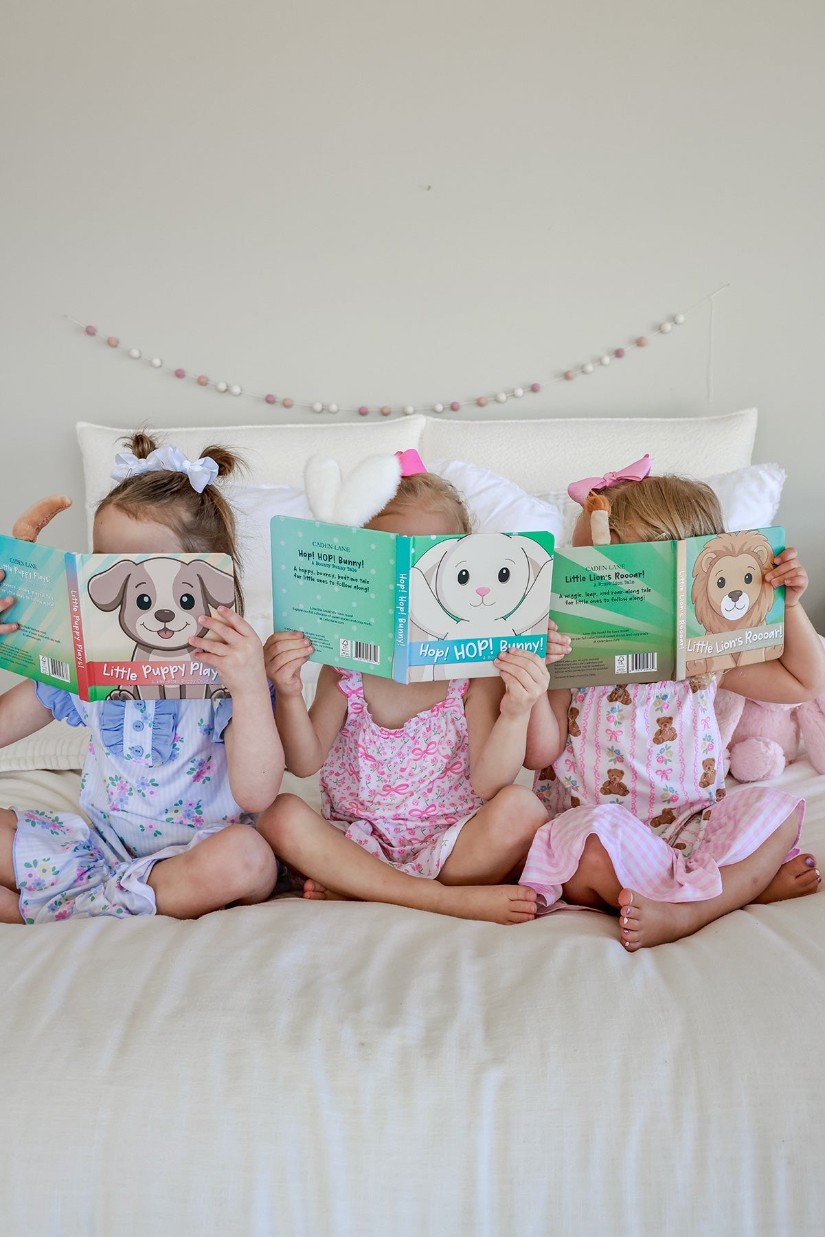 Cuddle Plush Friends Story Book | Parker Puppy
