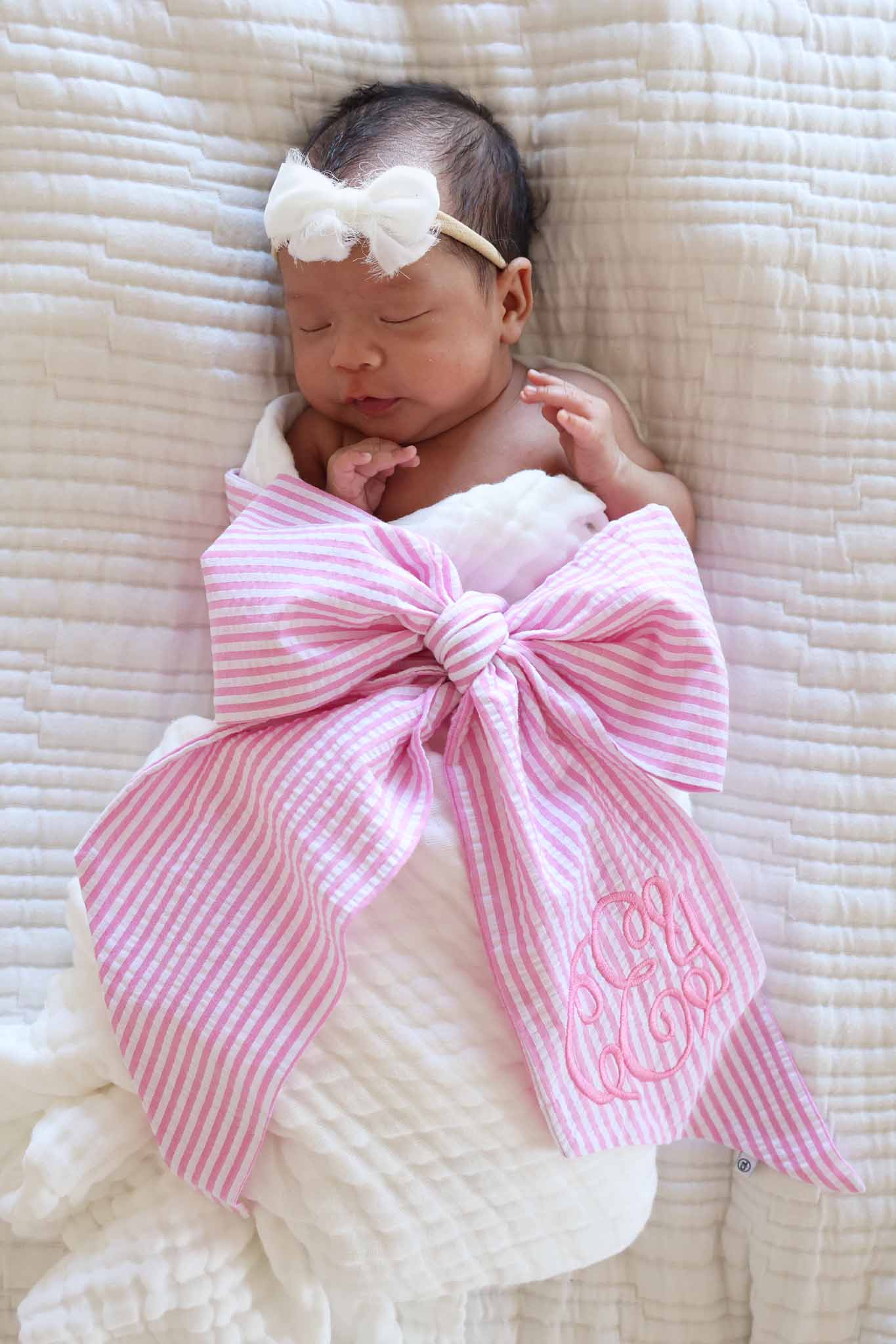 Personalized Newborn Bow Sash | Seersucker