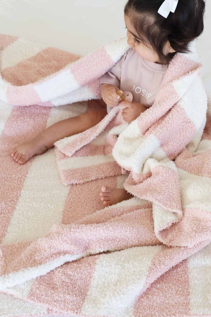 CuddleLane™ Luxe Blankets | Stripe